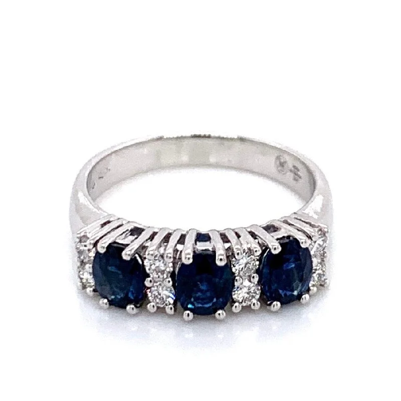 18ct White Gold Diamond and Sapphire Ring