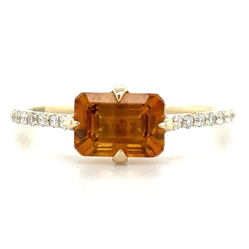 9ct Yellow Gold Horizontal Emerald Cut Citrine Gold & Diamond Shoulder Ringg