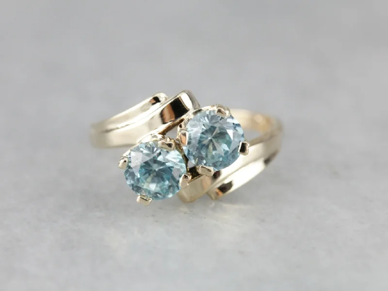 Blue Zircon Bypass Toi et Moi Ring