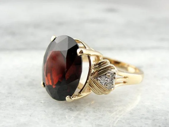 Cocktail Ring with Outstanding Twelve Carat Garnet