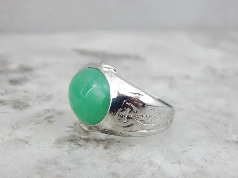 Vintage Religious White Gold and Chrysoprase Ring