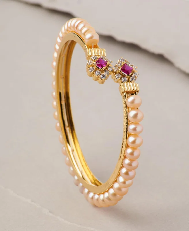 Classy Pink Pearl Bangle