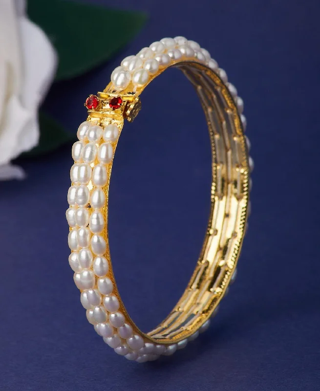 Elegant and classy Pearl Bangle