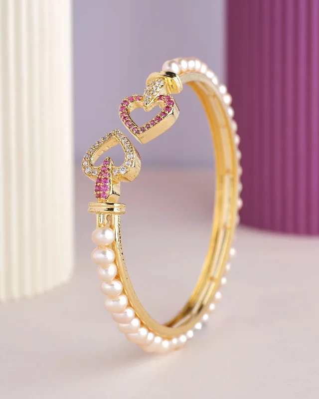 Heart Shaped White Pearl Bangle