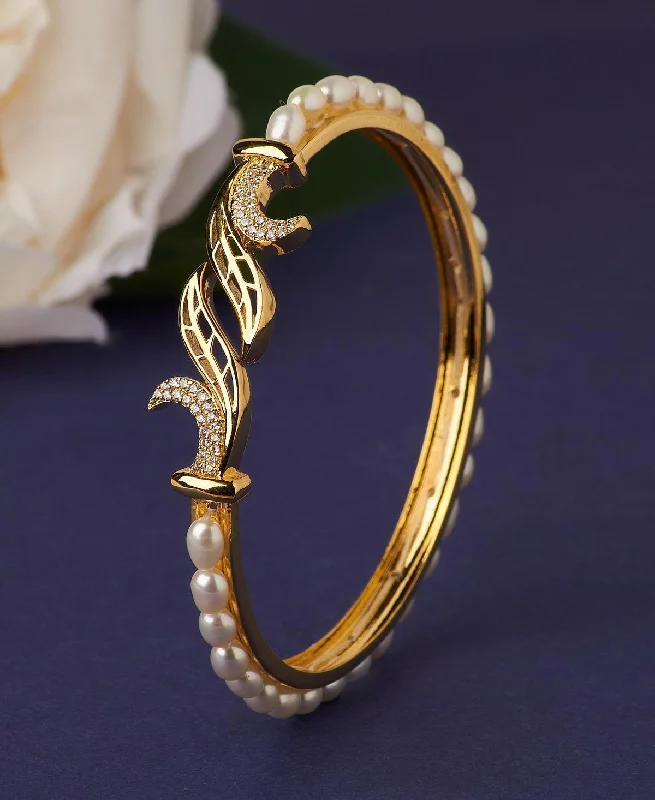 Leafy Classy Real Pearl Bangle