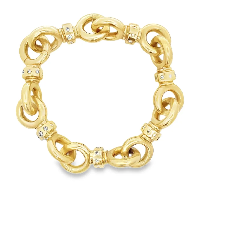 Substantial Diamond Accented Circle Link Bracelet in Yellow Gold