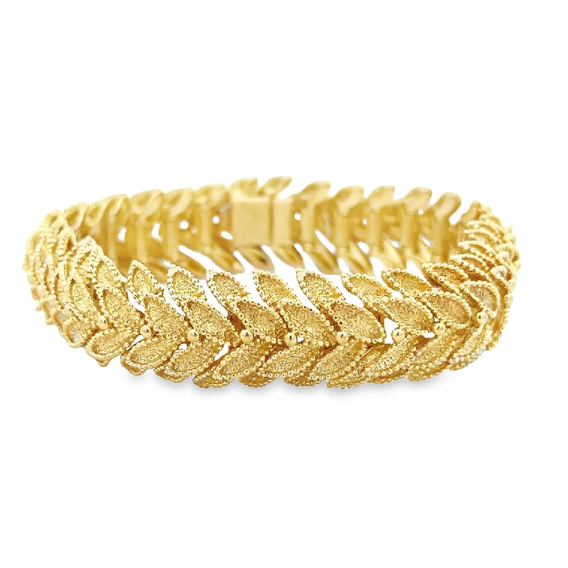 Vintage 1960s Heavy Flexible Bracelet in 18k Yellow Gold