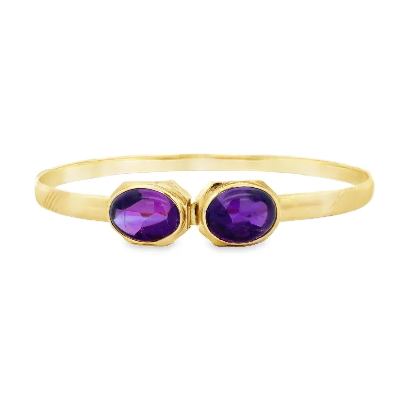 Vintage 1980s Amethyst Cabohon Bangle in 18k Yellow Gold