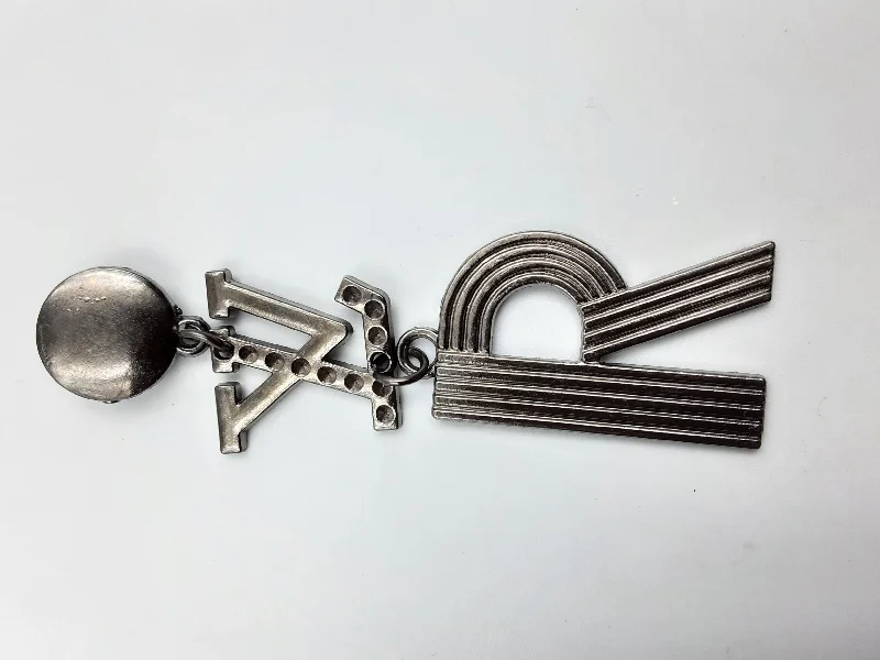 Black Unique Designed Downhole Brooch